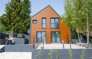 Awesome Home In Stari Laz With Sauna - 9