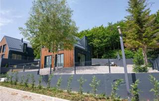 Awesome Home In Stari Laz With Sauna - 3
