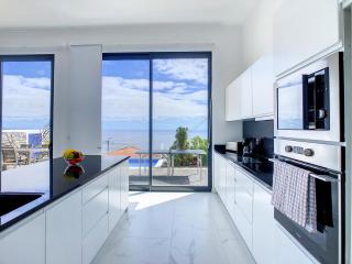 Casa das Flores by LovelyStay - Calheta - 4