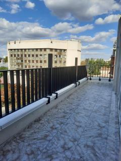 Glass Cube Hotel - Chişinău - 4