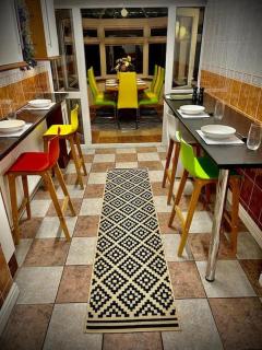 6 Bedroom House - DISC0UNTS - Pool Table, Parking, Contractors, Group, Family - 5