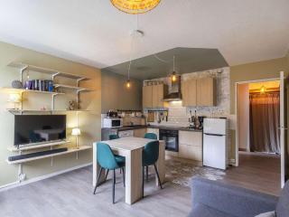 Appartement spacieux à Gourette, 8 pers, 2 ch, entrée station, bien équipé, casier à skis - FR-1-400-113 - Eaux-Bonnes - 2
