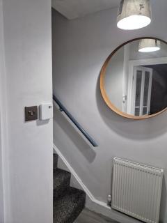Stylish 2 bed home- short walk to Tottenham Stadium/Stations - Londen - 4