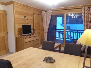 Appartement cosy 6 pers, 2 chbres, balcon SO, navette ski, centre à pied - FR-1-342-230 - 5