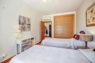 NIEUW Modern appartement met ALLE faciliteiten. - Lagos - 2