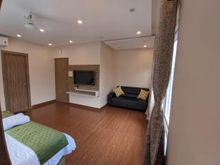 Hotel Vaikunth - 1