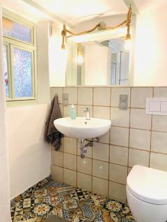 Ganze Wohnung - Erdgeschoss - sehr ruhig - Hundefreundlich - Regendusche - Bodenheizung - Küche - easy Check-in mit Schlüsselbox - Nehren - 2