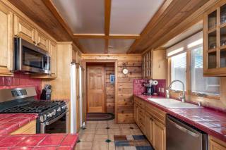 Dog Friendly, across from tubing/SHARC, Nectar bed - 6