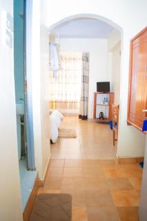 Bekam Hotel - Keruguya - 5
