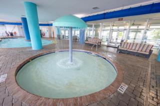 Direct Oceanfront, Heated Pool, Boardwalk, Central - Myrtle Beach - 4