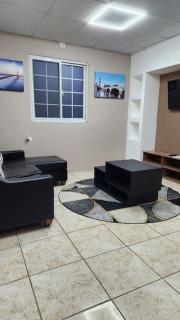The Layover - 6 mins from the airport, Fully equipped for short and long stays - Kelly Village - 7