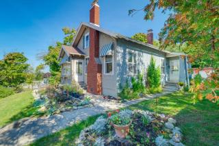 Vintage Charlevoix Home with Deck Near Round Lake! - Charlevoix - 1