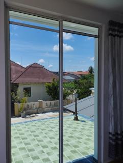 Inap Idaman 7 5 Pax 2 Queen Plus 1 Sofa Bed - 7