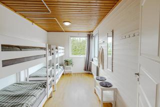 Comfortable guest rooms with fully equipped kitchen and cosy living room. - 2