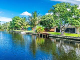 Charming Waterfront Pool Home - Fort Lauderdale - 3