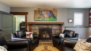 LUX MTN Lodge Sleeps 12 Guests 6 Private Suites - Rea - 5