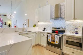 Tennis, Golf and Pools Lovely Palm Desert Condo! - 2