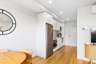 The Ridge Apartment near Beaches with Parking - Auckland - 3