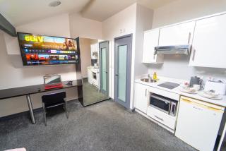 Remarkable 1-Bed Studio in Birmingham - Birmingham - 9
