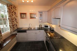 Old Bakers Cottage ground floor apartment centrally located in Grasmere with patio area - Grasmere - 3