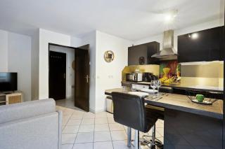 Chic apart duplex with parking - 2