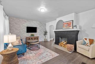 BRAND NEW, Private Parking, Stylish 3bedroom house - Pittsburgh - 0