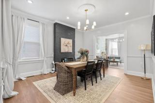 NEW! Stunning 4bd, near stadium, hottub, Mini golf - 3