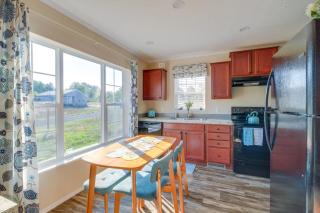 Scenic Retreat with Cozy Fire Pit Near Torch Lake - Rapid City - 4