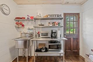 Suite Elliana w/Hot Tub & Outdoor Fireplace! - Fredericksburg - 5