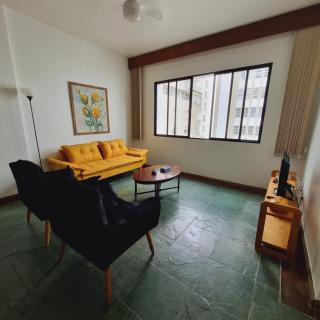 Apartamento 4 quartos, 3 banheiros, vista para o mar Pitangueiras, sacada, 1 vaga de garagem, apenas 50 metros do mar - Guarujá - 4