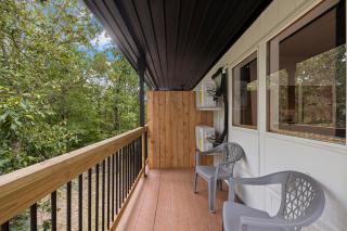 The Lofts on Indian Point - Near Silver Dollar City - Branson - 3