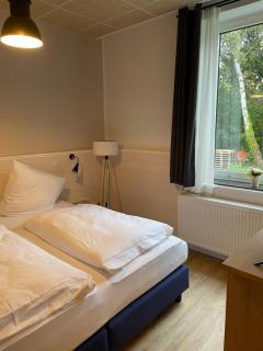 Hotel Alte Navigationsschule - Rhauderfehn - 8