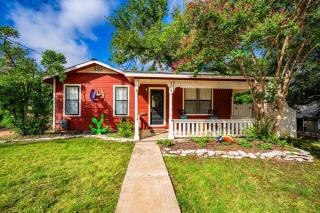 Ava and Weston Combo House - Fredericksburg - 0