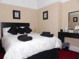 South Rising Guest House - Poole - 1