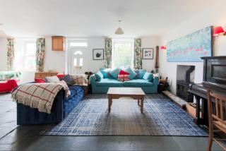 Avalon Farmhouse - 9