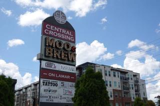 KING Bed Apartment ► A+ Location ► Full Kitchen - Charlotte - 9