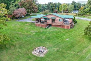 Blue Ridge Parkway House with Mountain Scenery! - Glade Valley - 0