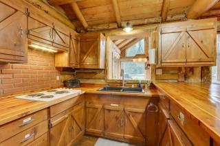Scenic Montana Cabin Rental about 1 Mi to Yellowstone! - Cooke City - 2