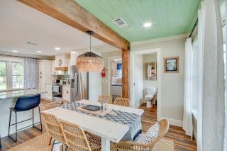 Lake Martin Retreat with Private Dock and Boat Launch - Dadeville - 4
