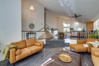Luxe Phoenix Home with Pool and Basketball Court! - Phoenix - 5