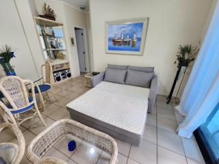 Lindo Flat Capitania Varam , WI FI , 2 aparelhos de ar condicionado , serviço de praia , enorme sacada com vista ao mar e telas de proteção para as crianças , 3 piscinas - Guarujá - 8