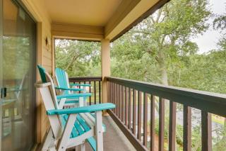Walk to Beach Hilton Head Condo with Balcony - Hilton Head Island - 8