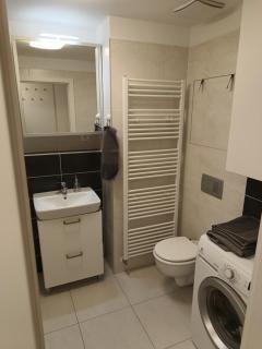 CityPark Apartment, free parking & AC - Bratislava - 1