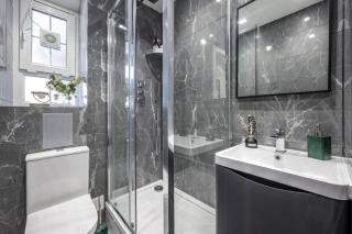 Cosy 4-Bedroom Apartment next to Borough - Londra - 7