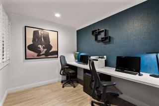 Best Western Plus Manhattan Beach Hotel - Manhattan Beach - 3