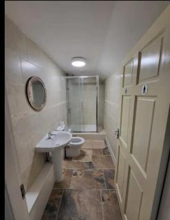 The dublin packet family room 4 - Holyhead - 5
