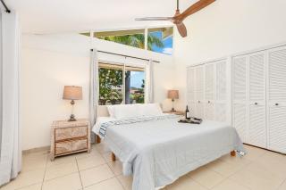 Tranquil Marina Front Pool House Resort - 1