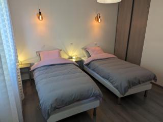 Maison avec piscine intérieure, terrasse et Wi-Fi gratuit à Curel - FR-1-611-92 - 5