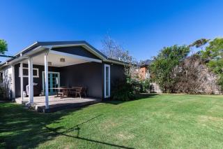 Pope Avenue Beach House - Berrara - 1