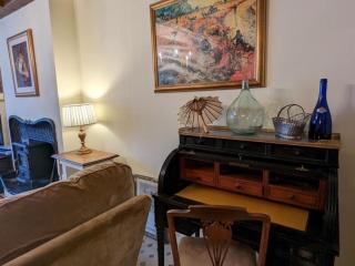 Gîte Cosy à Abzac avec Jardin, Proche Confolens et Services Inclus - FR-1-653-84 - 2